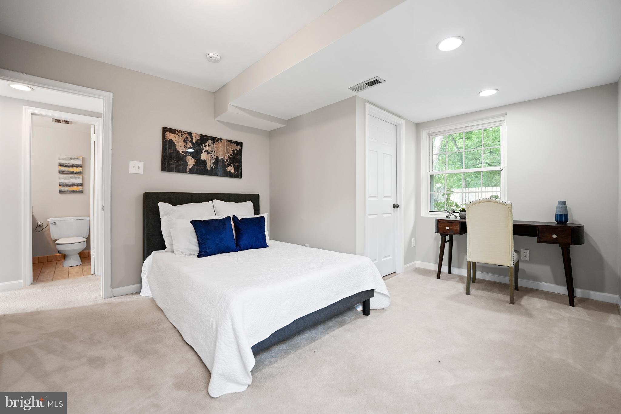 7629 Hayfield Road Alexandria, VA 22315 - Photo 35 of 49 Bedroom 5