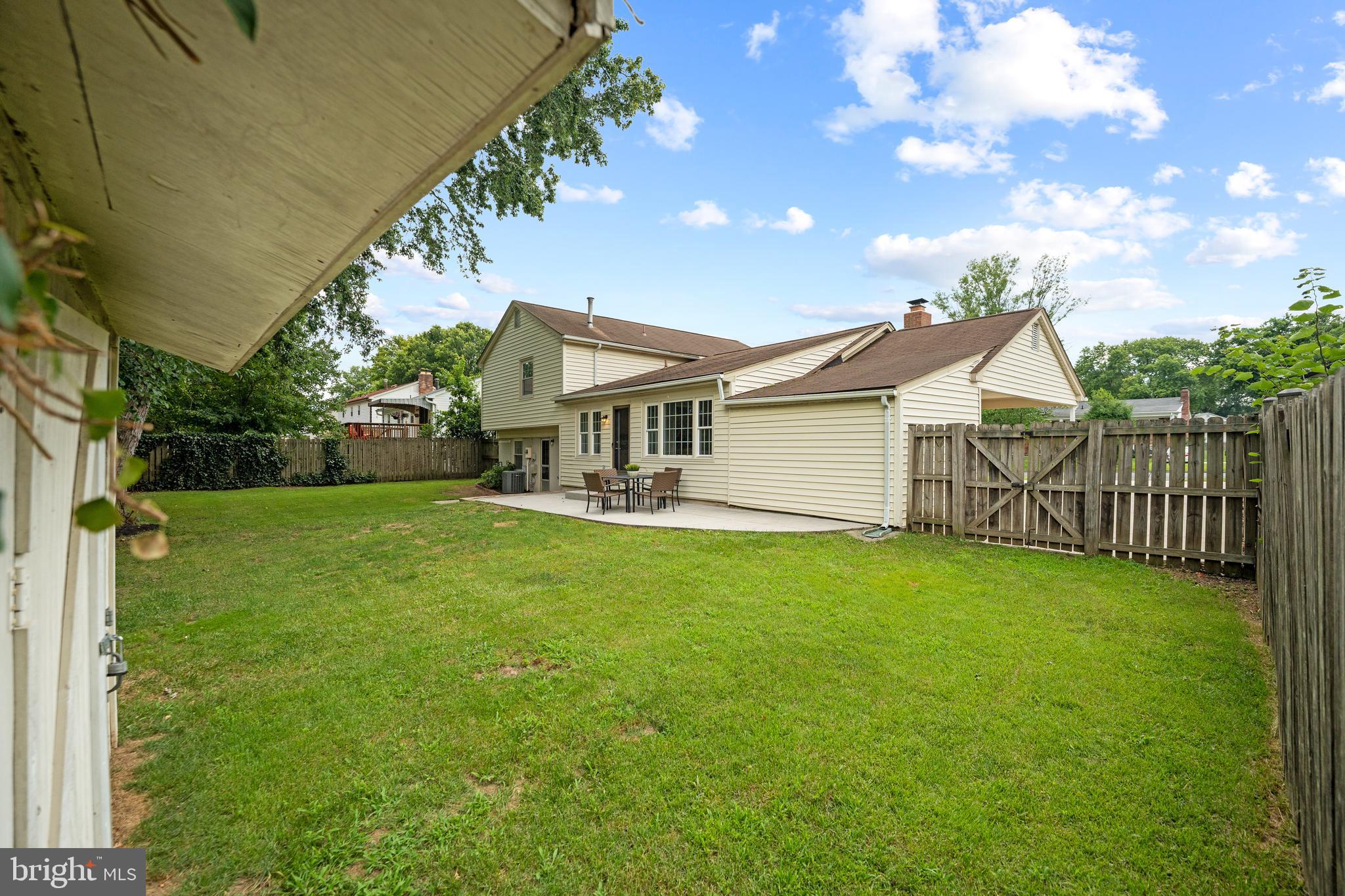 7629 Hayfield Road Alexandria, VA 22315 - Photo 42 of 49 Gallery Image 42