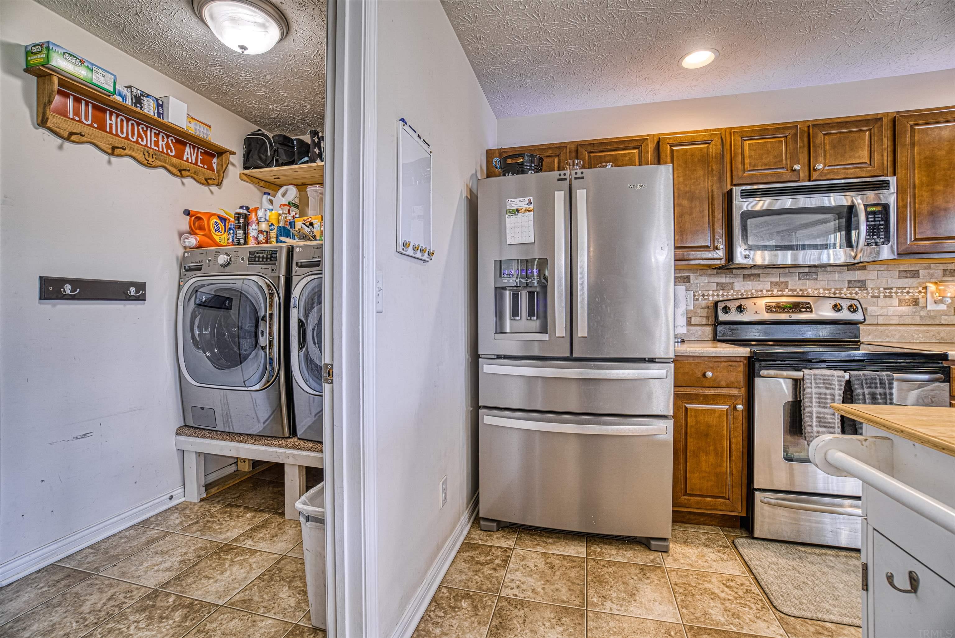 10410 Chatteris Road Evansville, IN 47725 - Photo 15 of 24 Gallery Image 15