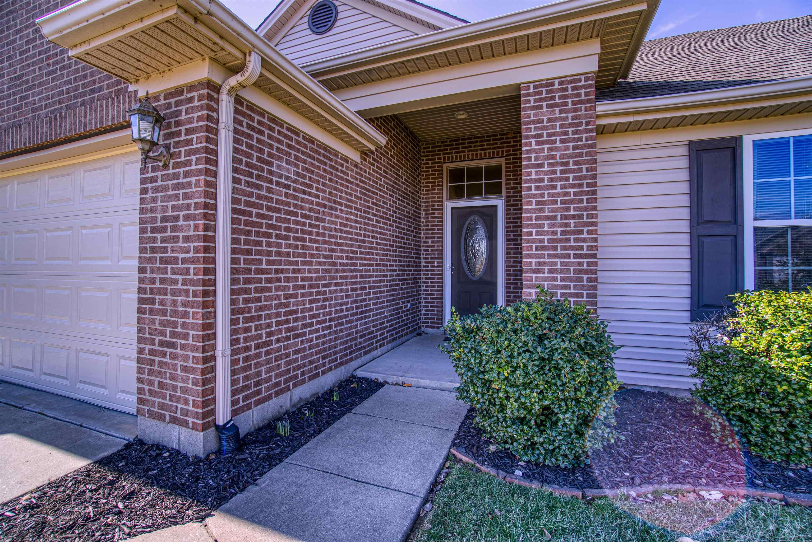 10410 Chatteris Road Evansville, IN 47725 - Photo 2 of 24 Gallery Image 2