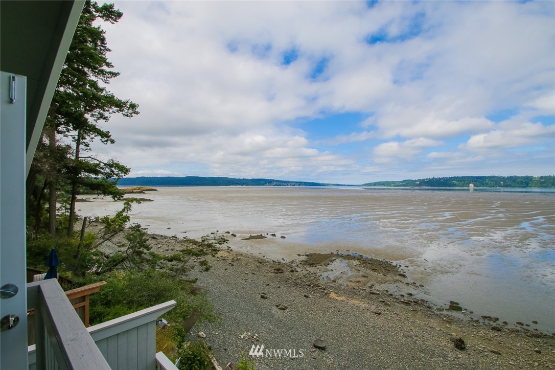 18282 Capet Zalsiluce Road La Conner, WA 98257 - Photo 22 of 25 Gallery Image 22