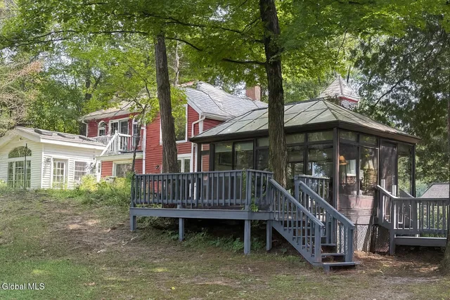 $519,000 | 2352 Ridge Road, Queensbury, NY 12804