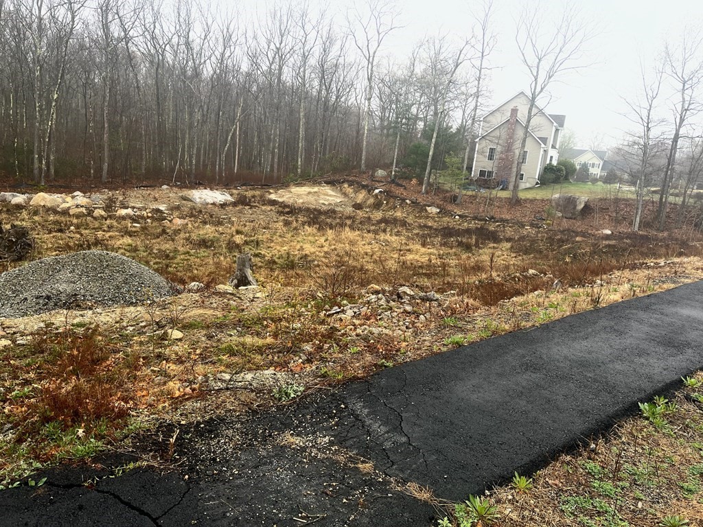 69 Woodland Road Douglas, MA 01516 - Photo 2 of 5 Gallery Image 2