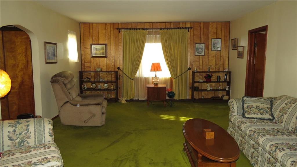 761 Valley Road Ambridge, PA 15003 - Photo 3 of 19 Gallery Image 3
