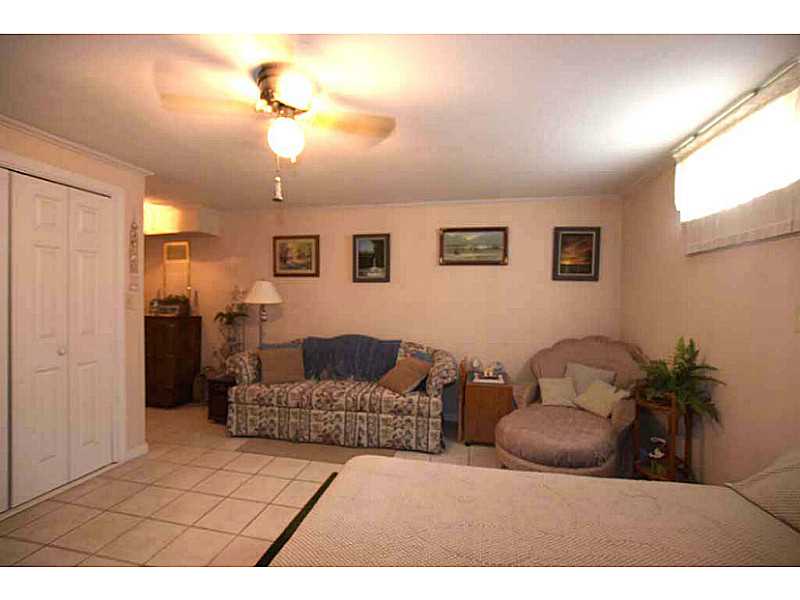 38 Springbrook Road, Unit A Westerly, RI 02891 - Photo 14 of 17 Den/Family/Great Room.