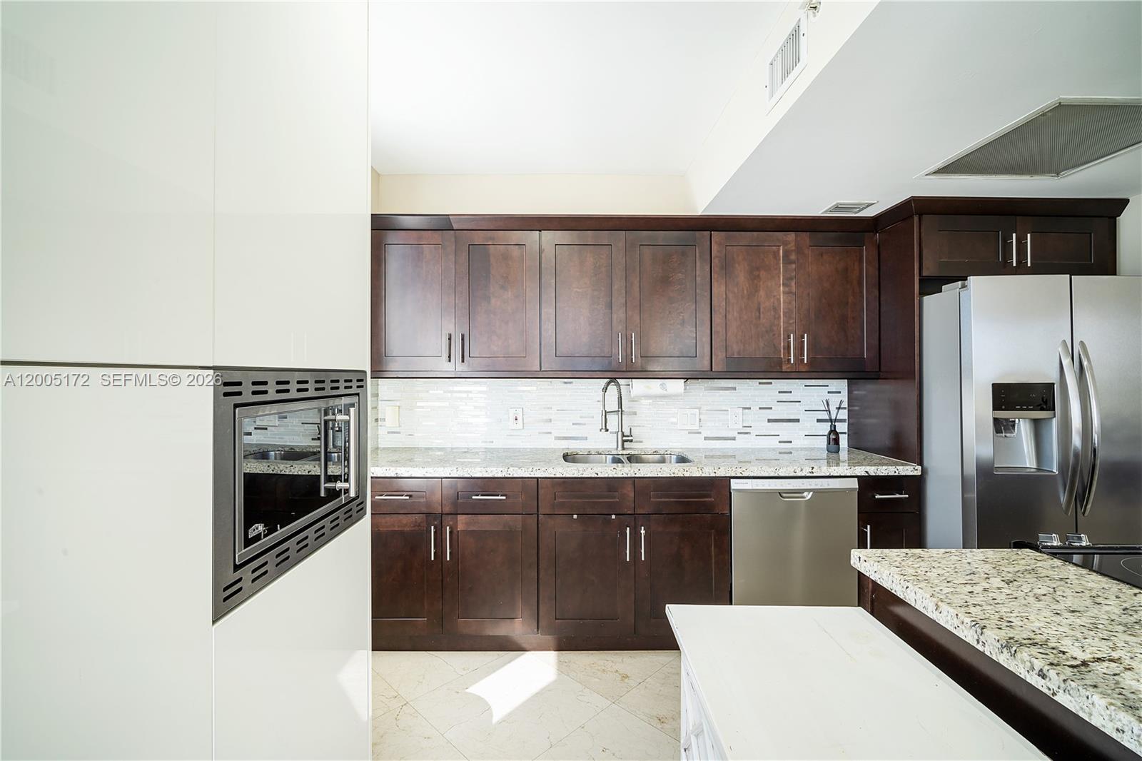 701 Brickell Key Boulevard, Unit 710 Miami, FL 33131 - Photo 6 of 21