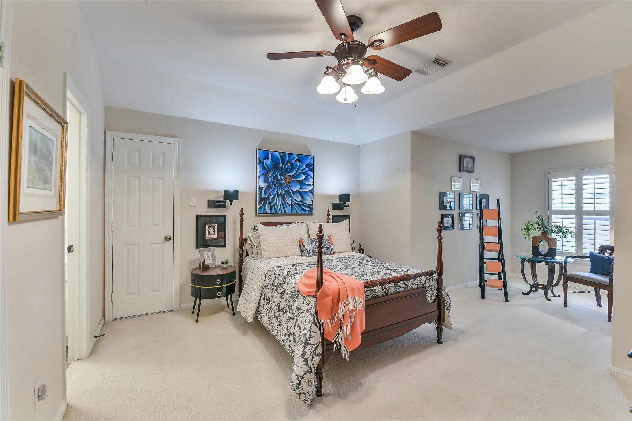 25247 Bull Ridge Drive Porter, TX 77365 - Photo 34 of 50 Bedroom 3 upstairs - another great size room with a walk in closet and little niche off to the side makes this a unique bedroom. - it is conneced to bedroom 4 with a jack and jill bathroom