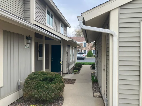 $215,000 | 1948 Greenview Place Southwest, Rochester, MN 55902