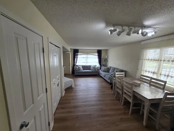 $215,000 | 1948 Greenview Place Southwest, Rochester, MN 55902