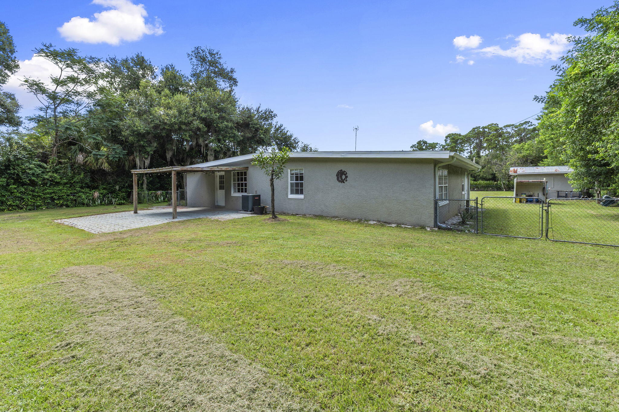 3920 Edwards Road Fort Pierce, FL 34981 - Photo 26 of 28 27-web-or-mls-DSC02985