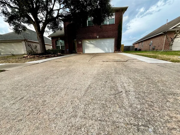 $2,400 | 20830 Oak Rain Court, Katy, TX 77449