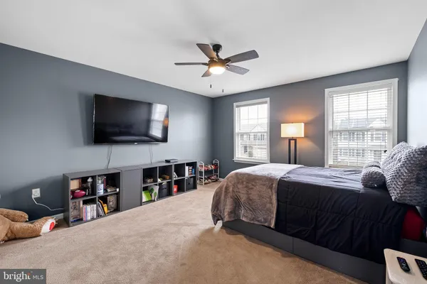 $515,000 | 116 Covington Place, New Castle, DE 19720