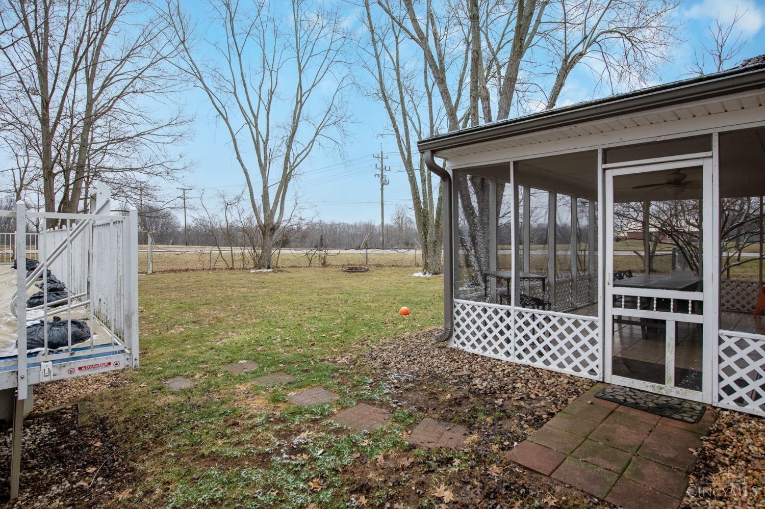 4776 Timberknoll Road Cincinnati, OH 45244 - Photo 18 of 21 Gallery Image 18
