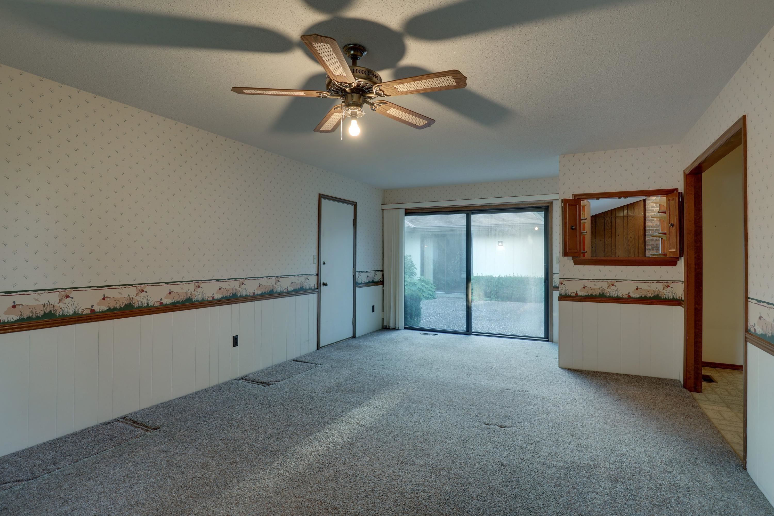 419 Spring Lake Drive Quincy, IL 62305 - Photo 20 of 39