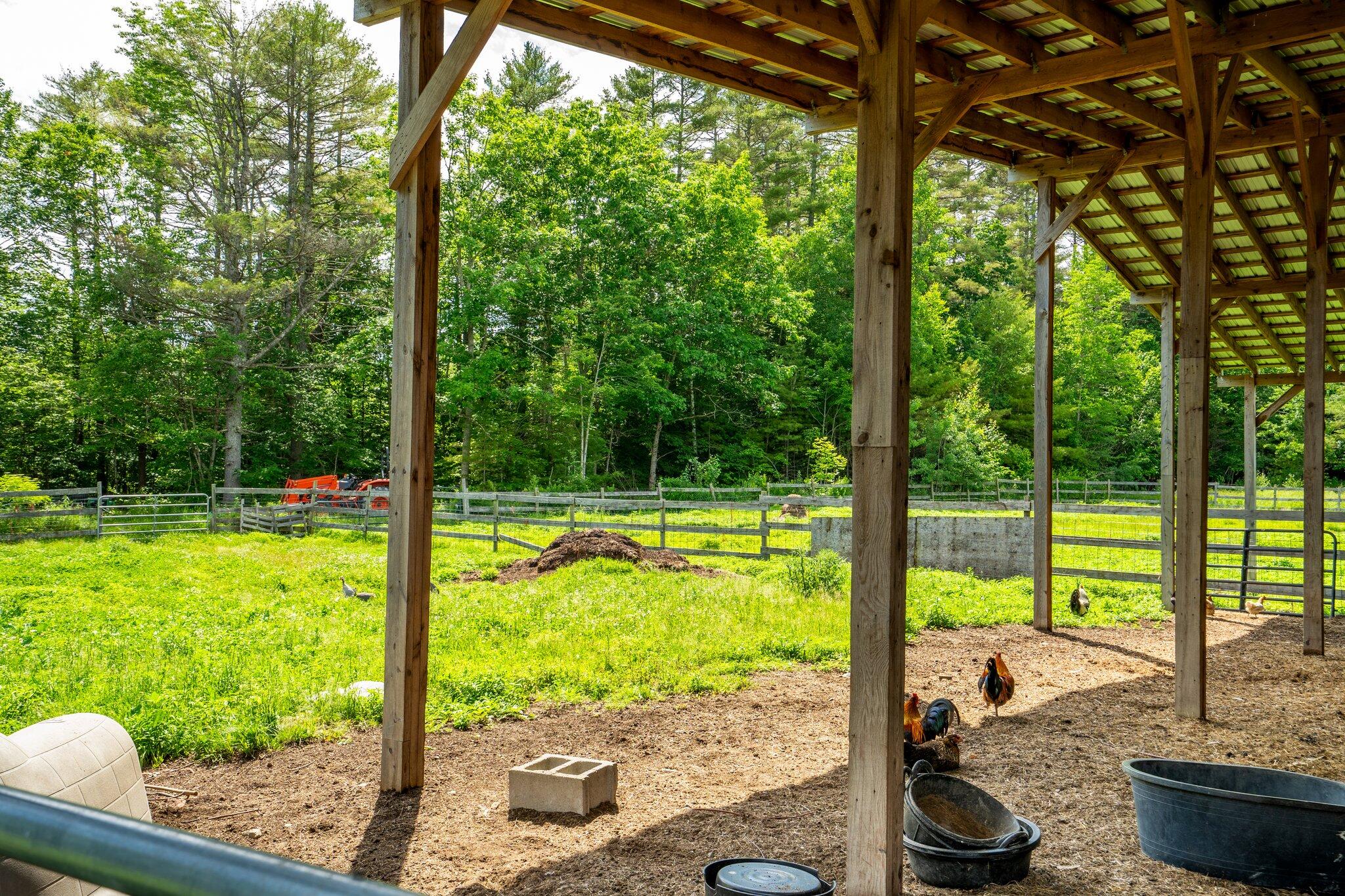 434 Kelley Road Pittston, ME 04345 - Photo 17 of 110 Stalls in barn