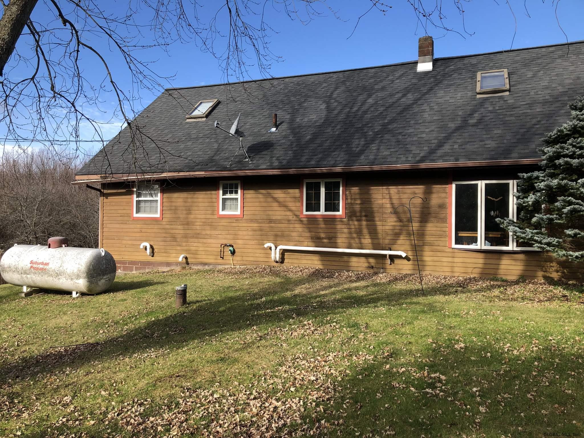 457 Sandborne Road Rotterdam, NY 12137 - Photo 2 of 26 Photo 4