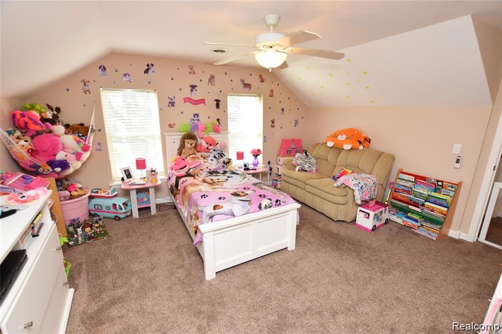 14900 South Fowlerville Road Perry, MI 48872 - Photo 15 of 36