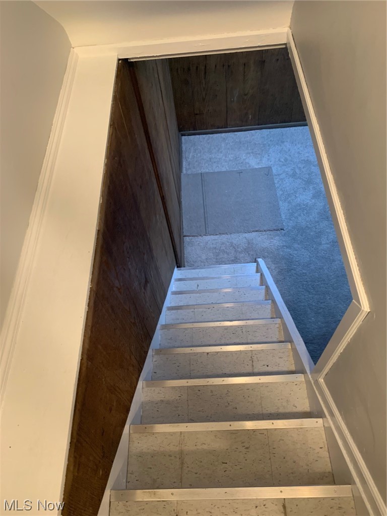 1456 Evanston Road Lyndhurst, OH 44124 - Photo 22 of 32 View of stairway