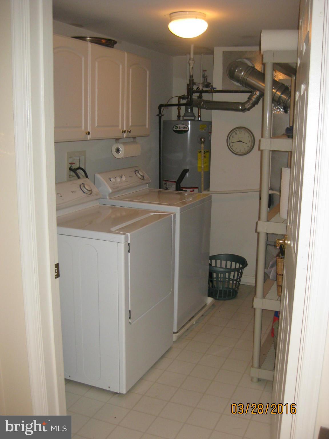 12310 Rosslare Ridge Road, Unit 404 Lutherville-Timonium, MD 21093 - Photo 16 of 23 Laundry Room