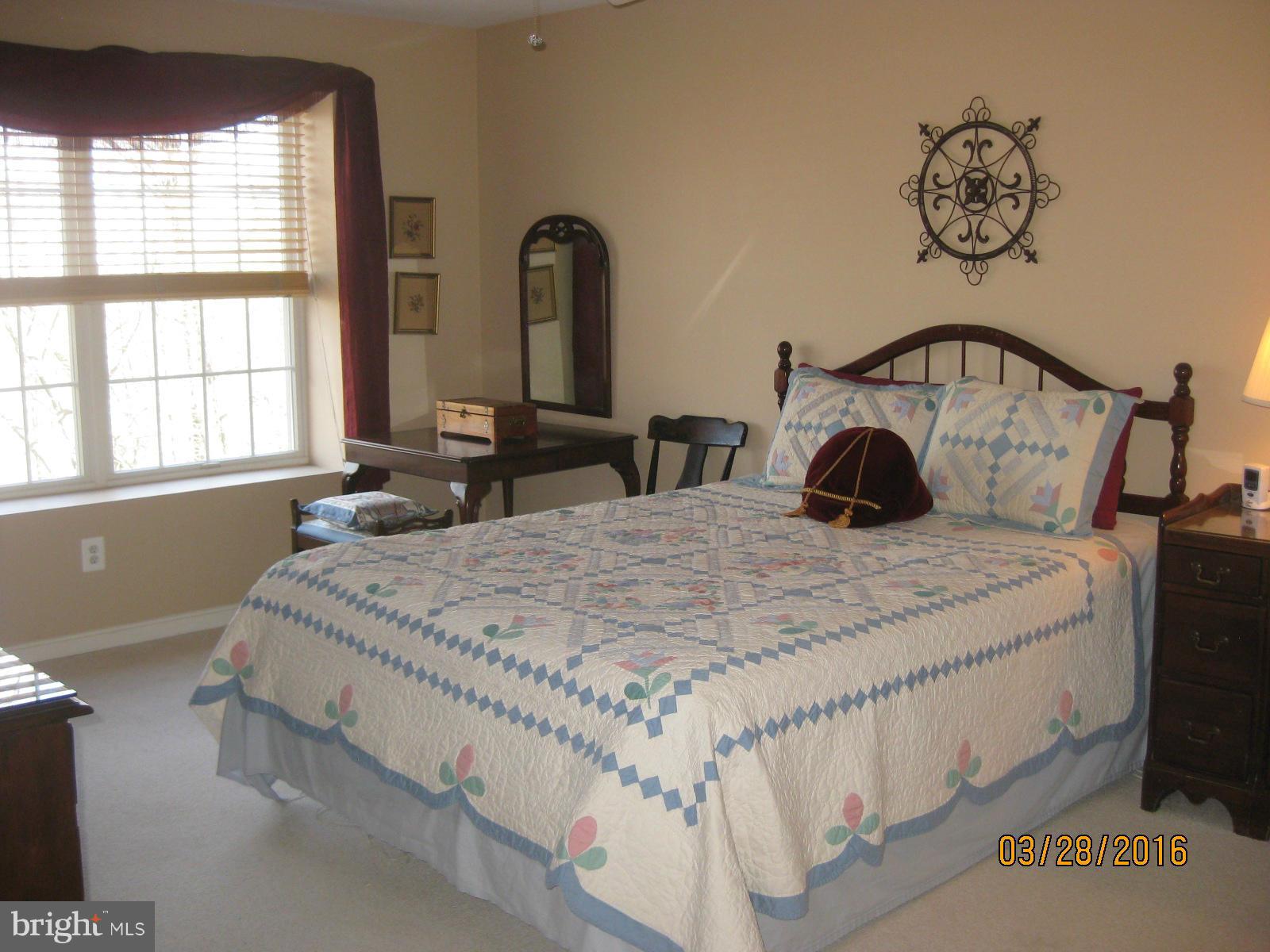 12310 Rosslare Ridge Road, Unit 404 Lutherville-Timonium, MD 21093 - Photo 17 of 23 Bedroom (Master)