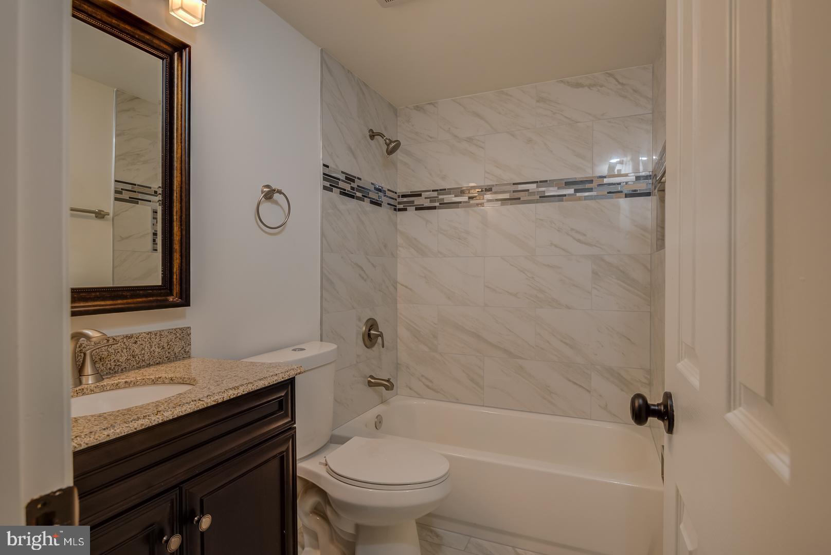 14027 Lindendale Road Woodbridge, VA 22193 - Photo 11 of 32 Gallery Image 11