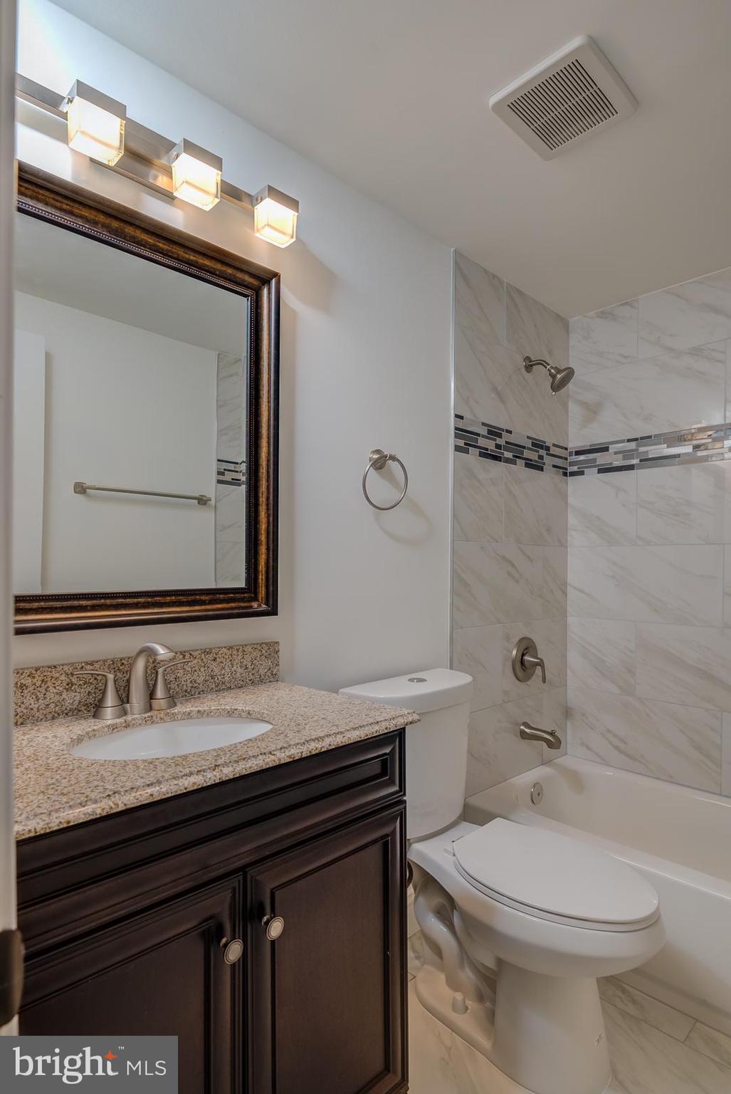 14027 Lindendale Road Woodbridge, VA 22193 - Photo 13 of 32 Gallery Image 13