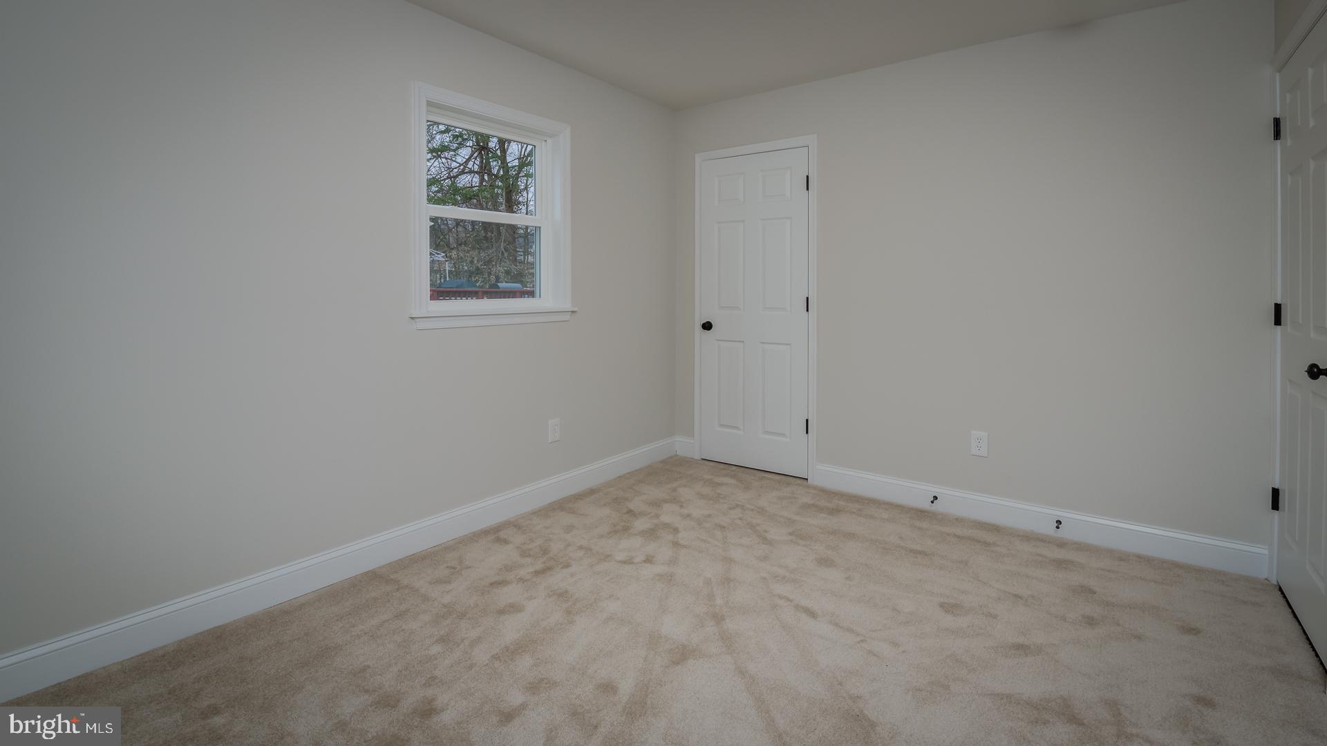 14027 Lindendale Road Woodbridge, VA 22193 - Photo 20 of 32 Gallery Image 20