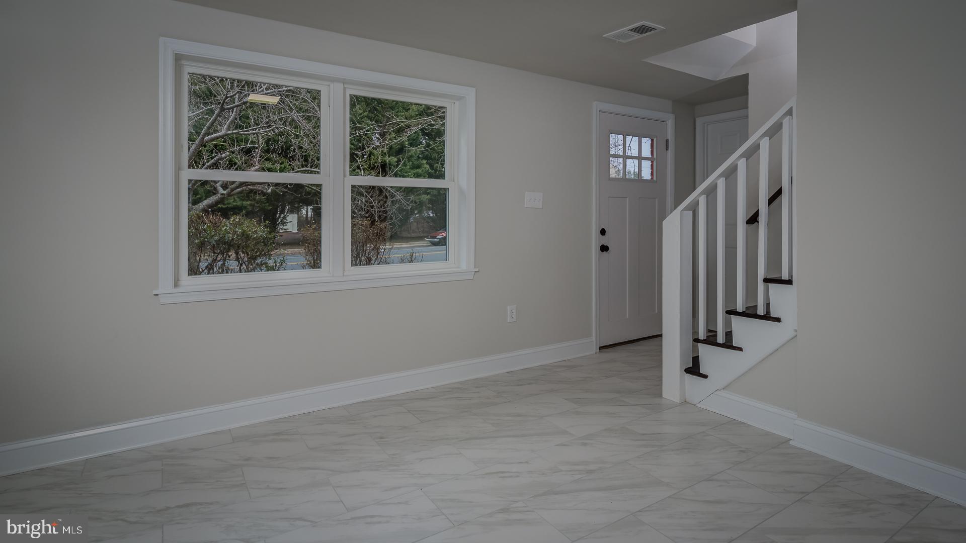 14027 Lindendale Road Woodbridge, VA 22193 - Photo 27 of 32 Gallery Image 27
