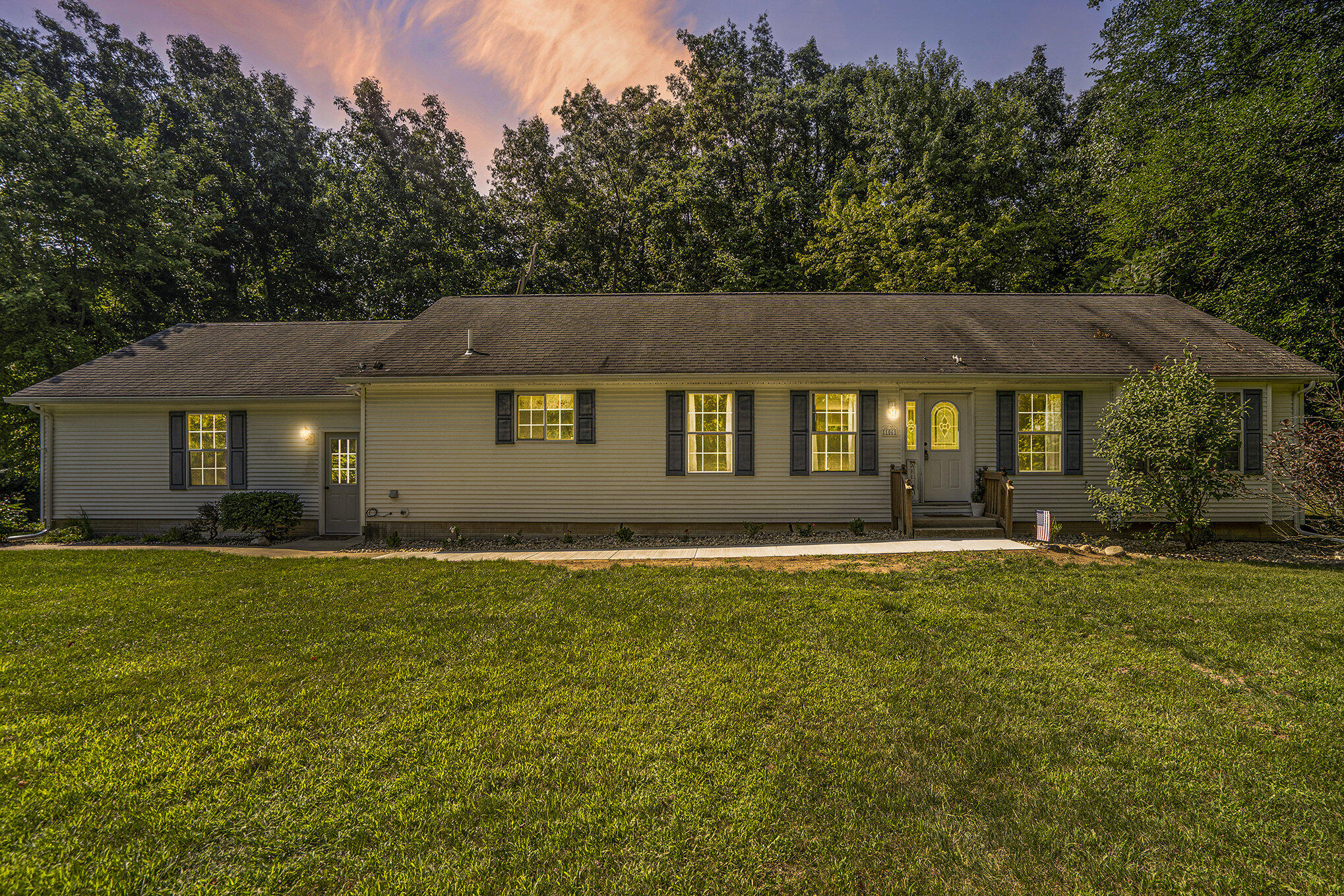 11061 Treimanis Way Three Rivers, MI 49093 - Photo 1 of 22 001_jbs01690_-twilight