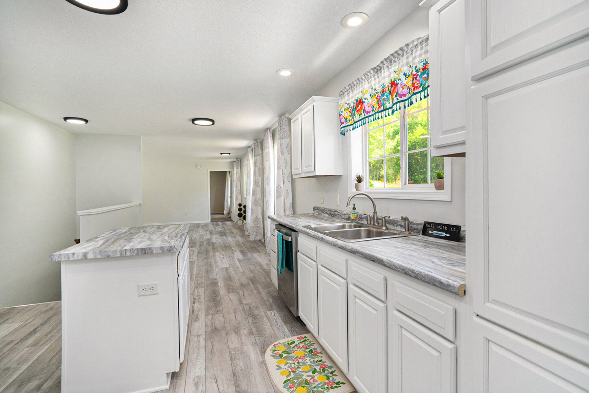 11061 Treimanis Way Three Rivers, MI 49093 - Photo 5 of 22 009_jbs01741