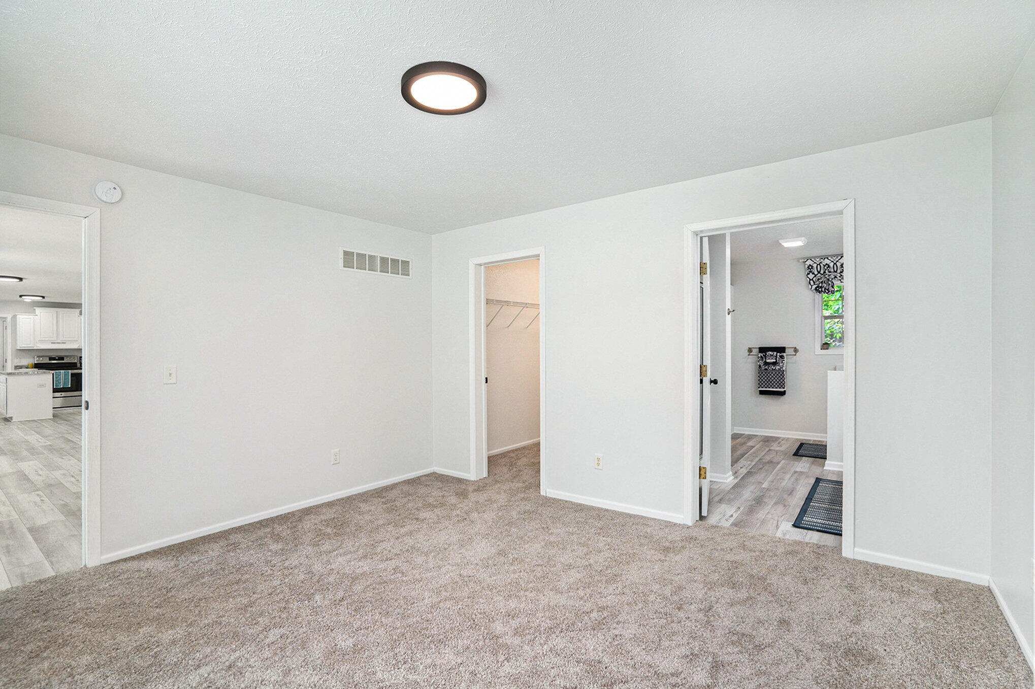 11061 Treimanis Way Three Rivers, MI 49093 - Photo 10 of 22 011_jbs01717