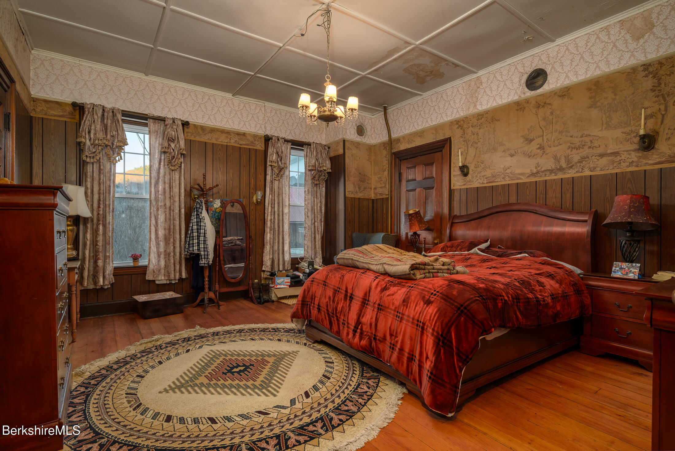 34 Ny Route Petersburg, NY 12138 - Photo 21 of 59 a bed sitting in a room next to a window