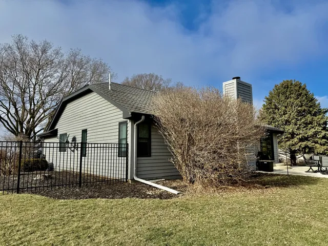 $329,900 | 3 Deer Park Lane, Oglesby, IL 61348