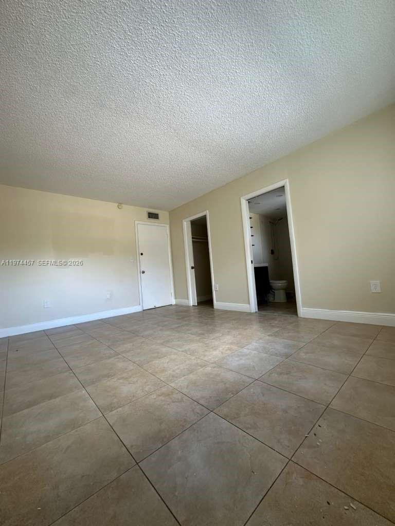 8400 Southwest 133rd Avenue Road, Unit 202 Miami, FL 33183 - Photo 2 of 23 master empty