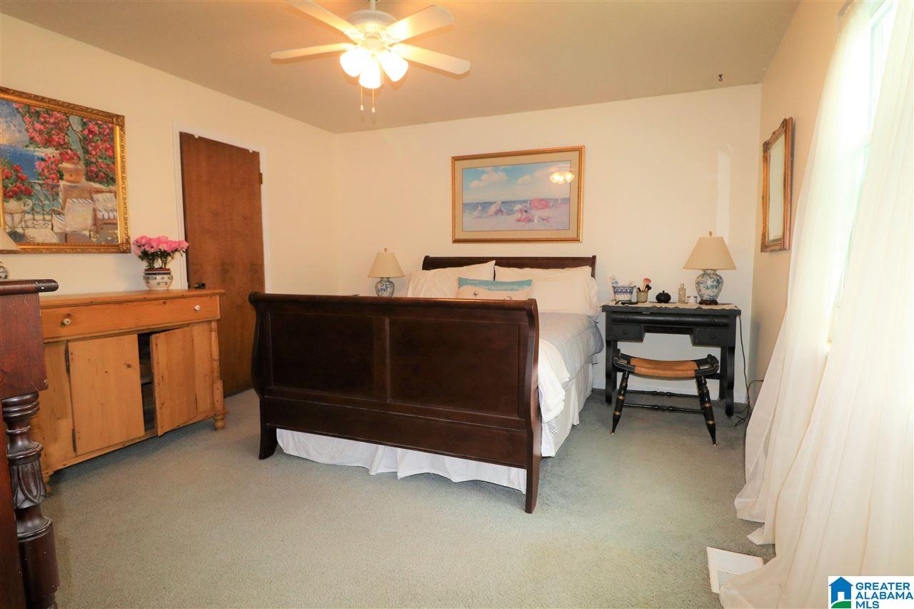 1371 Al Seier Road Birmingham, AL 35226 - Photo 19 of 47