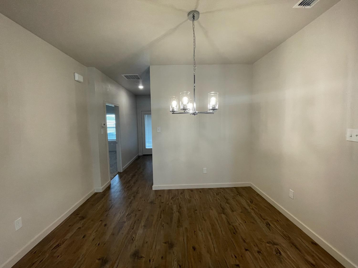 10902 Aberdeen Avenue Lubbock, TX 79424 - Photo 6 of 15 Photo 6