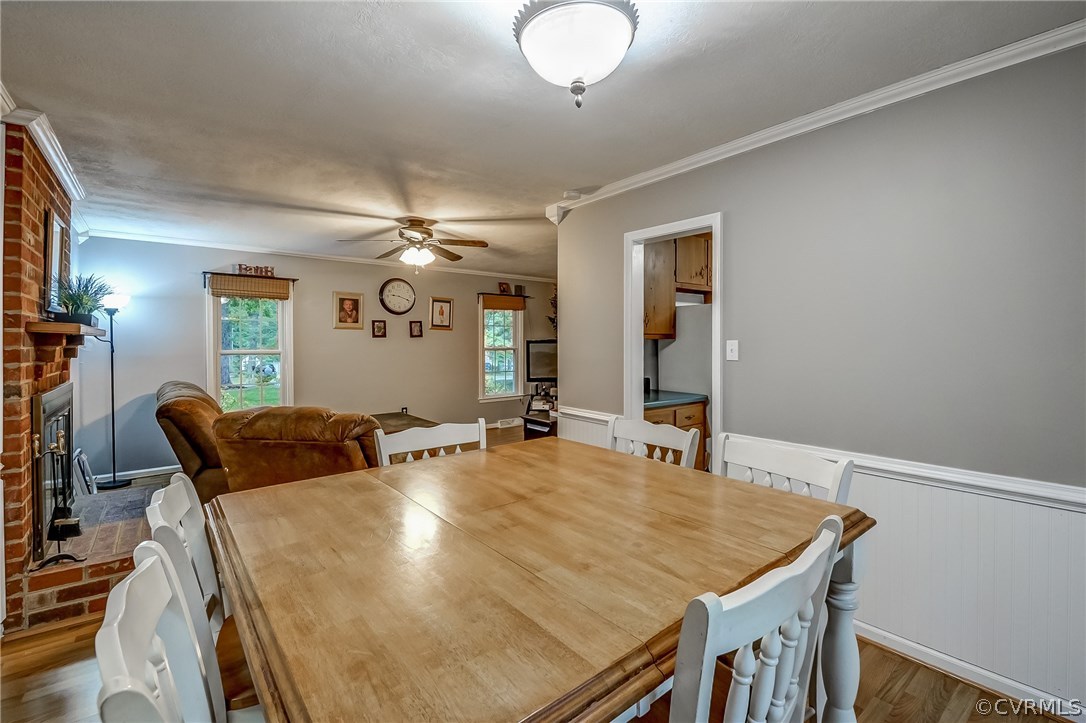 4906 Rollingway Road Chesterfield, VA 23832 - Photo 10 of 34 a dining room with table and chairs