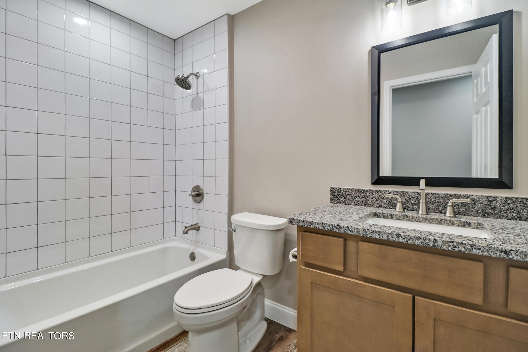 434 Pilot Mountain Road Sunbright, TN 37872 - Photo 18 of 29 2nd Bath