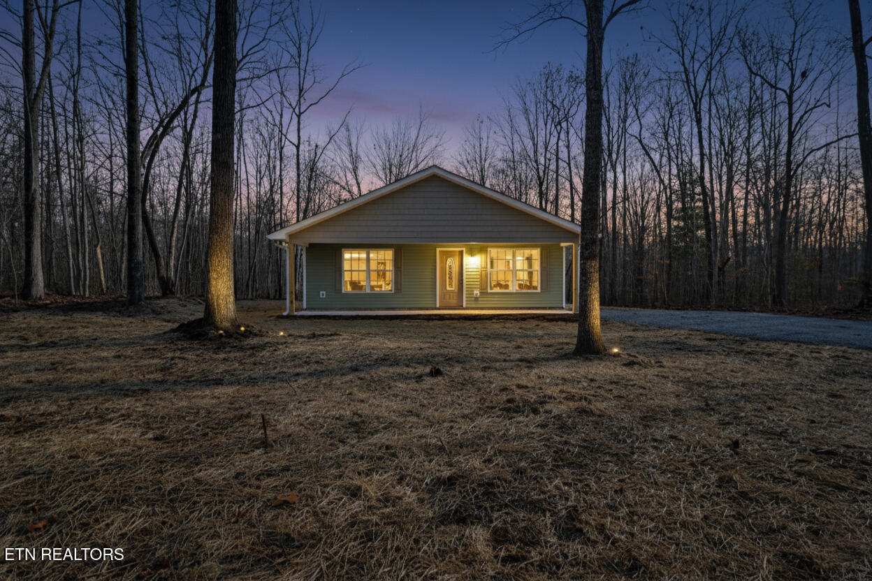 434 Pilot Mountain Road Sunbright, TN 37872 - Photo 29 of 29 Night View