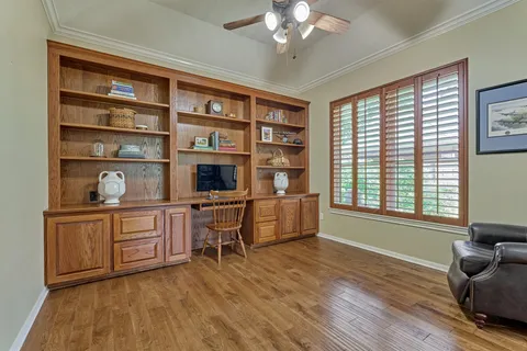 $925,000 | 46 North Copperknoll Circle, The Woodlands, TX 77381