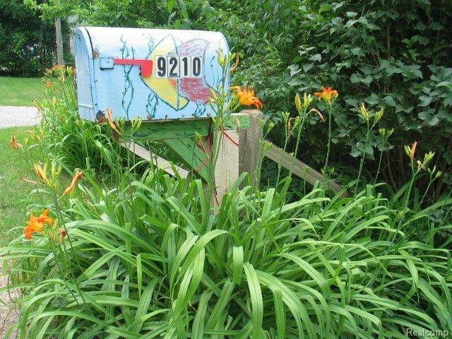 9210 River Valley Road Brighton, MI 48116 - Photo 10 of 24 Home Sweet Home