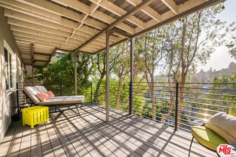 $1,385,000 | 2855 Effie Street, Los Angeles, CA 90026