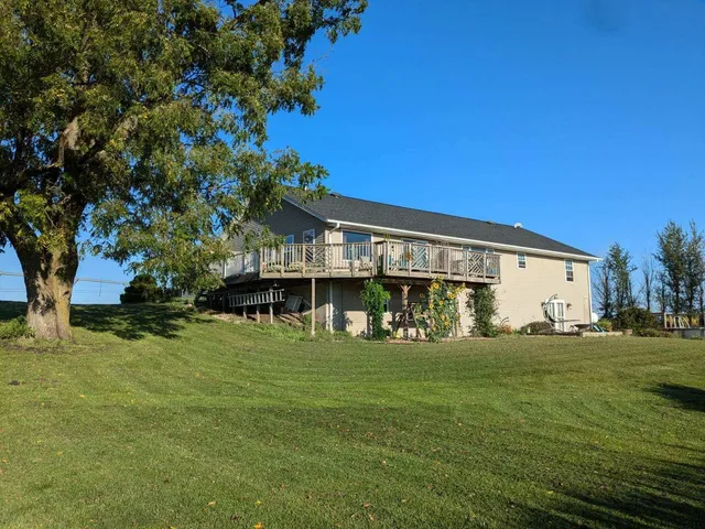 $339,900 | 720 Smit Road, Prophetstown, IL 61277