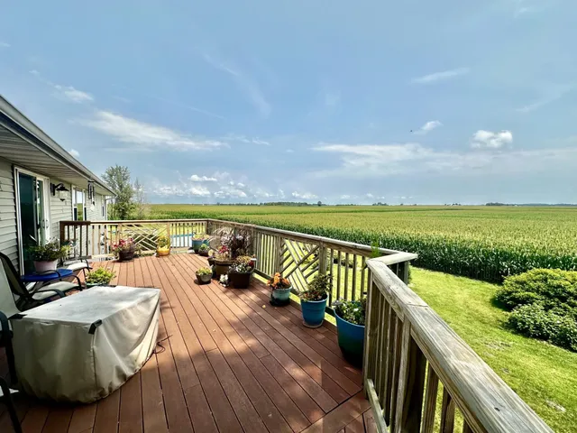 $339,900 | 720 Smit Road, Prophetstown, IL 61277