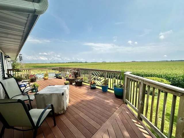 $339,900 | 720 Smit Road, Prophetstown, IL 61277