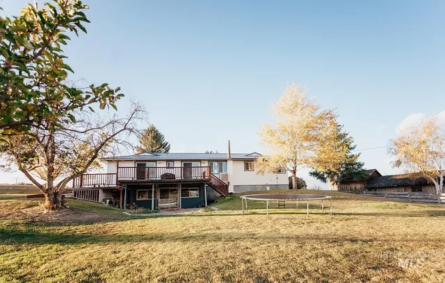 $450,000 | 24 Thomas Avenue, Salmon, ID 83467