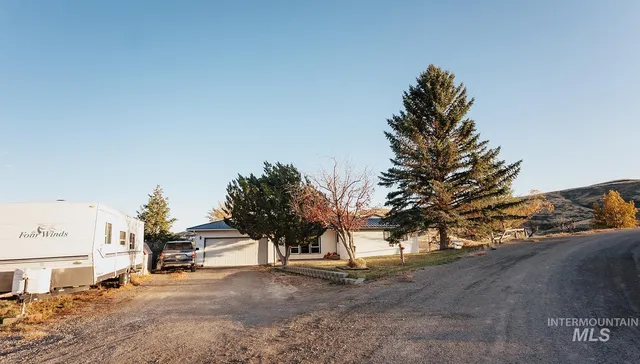 $450,000 | 24 Thomas Avenue, Salmon, ID 83467