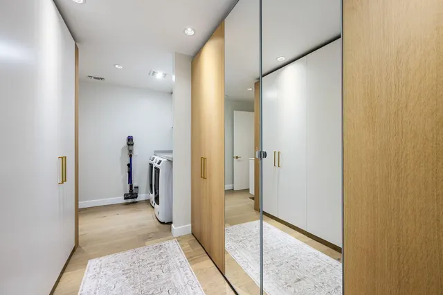 $935,000 | 160 Deer Spring Way, Palm Desert, CA 92211