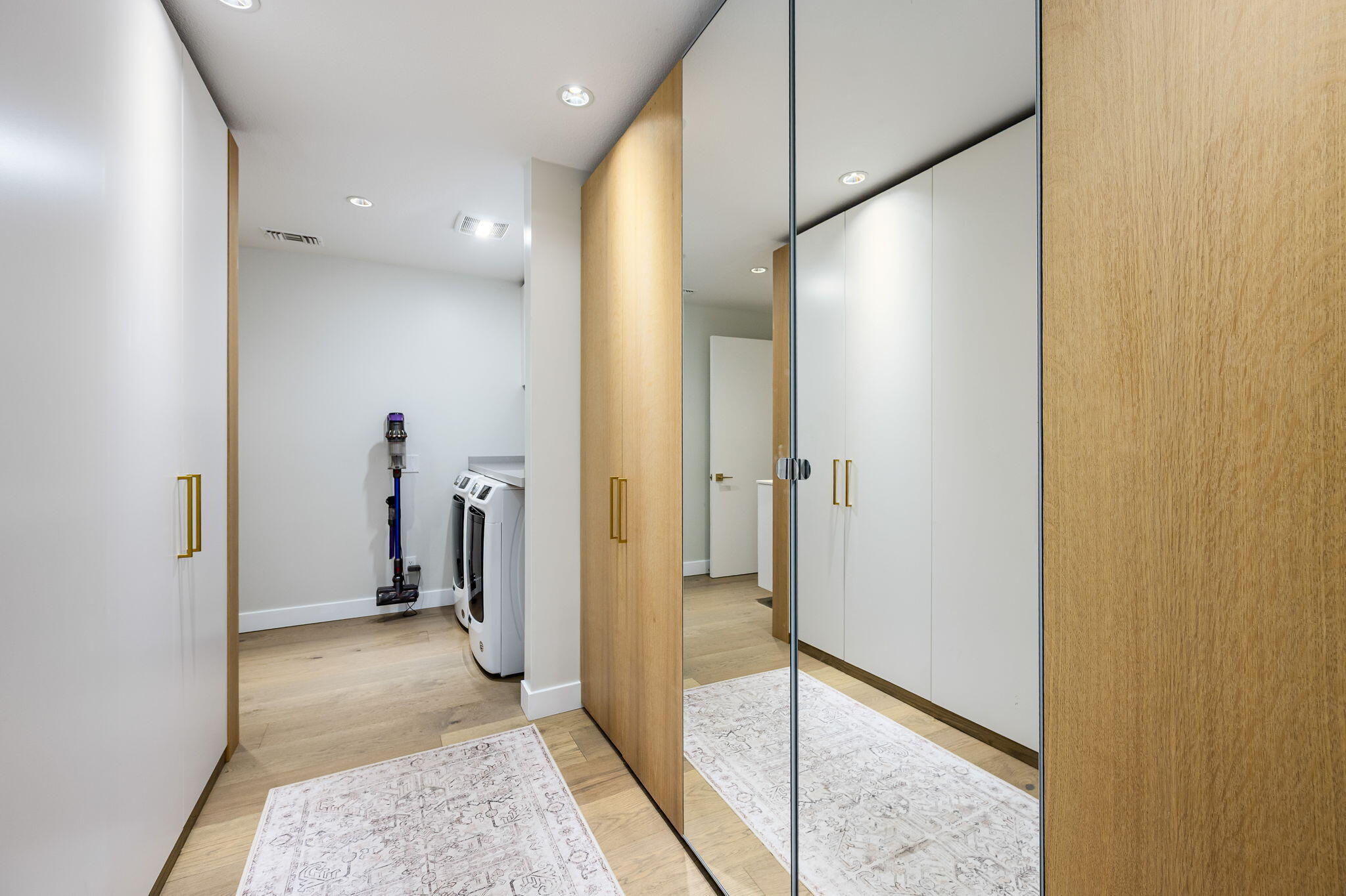 160 Deer Spring Way Palm Desert, CA 92211 - Photo 32 of 48 48-web-or-mls-MF_Deer_OPMG_1125_048