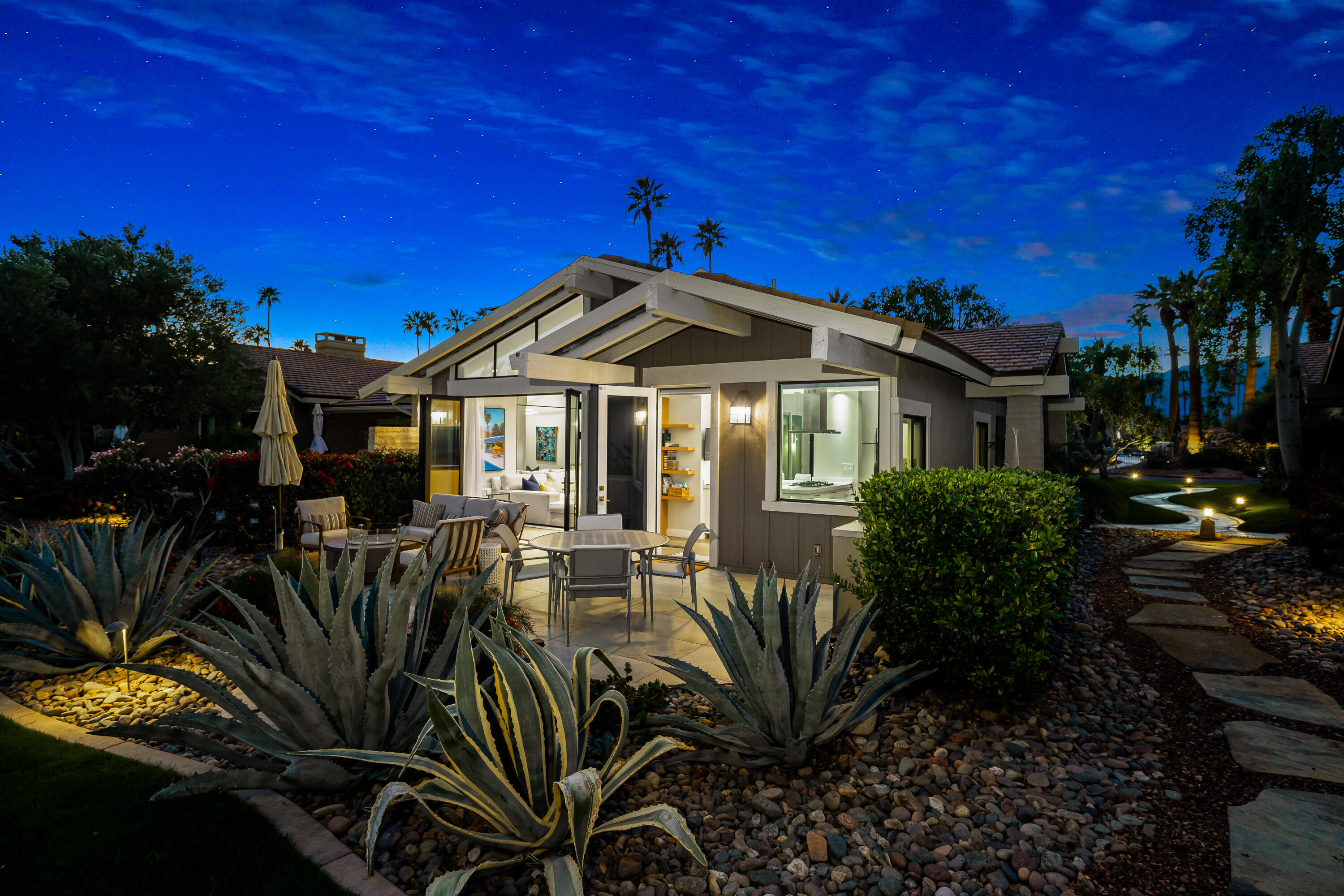 160 Deer Spring Way Palm Desert, CA 92211 - Photo 37 of 48 17-print-MF_DuskDeer_OPMG_1225_017